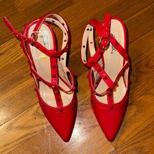 valentino red rockstud BRAND BY QUIPD